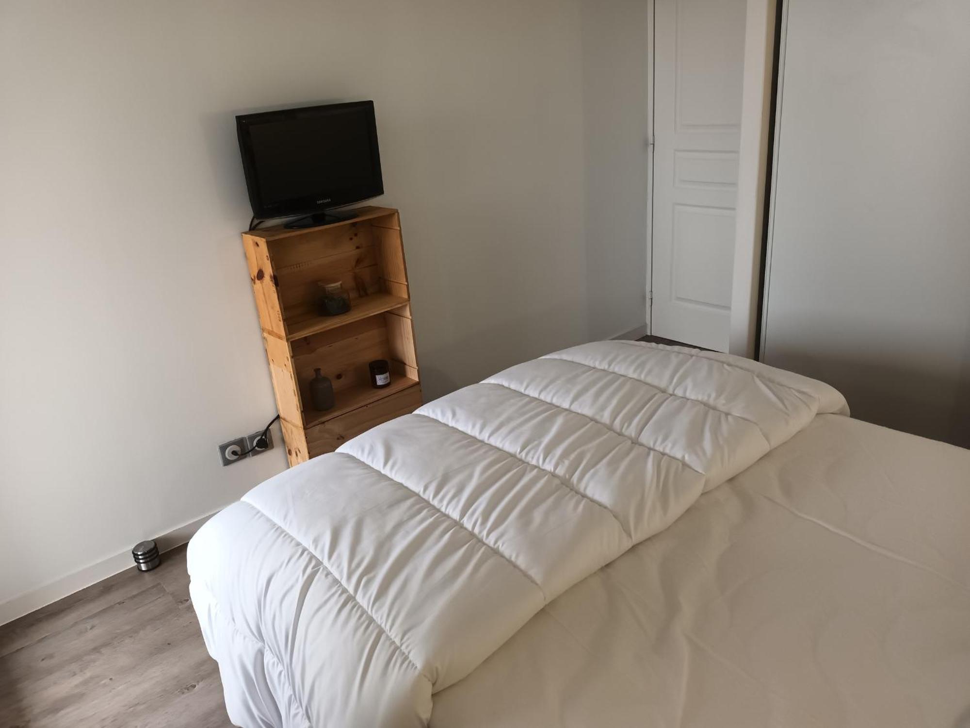 Appart. 2* A Hendaye, Proche Centre, Parking Privatif - Fr-1-239-777 Apartment Exterior photo